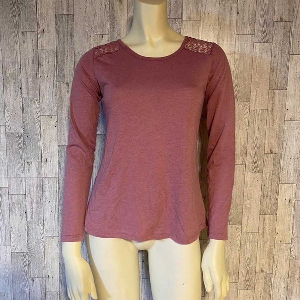 Full Circle Trends Mauve Women's Blouse with Detail on Back Size Small